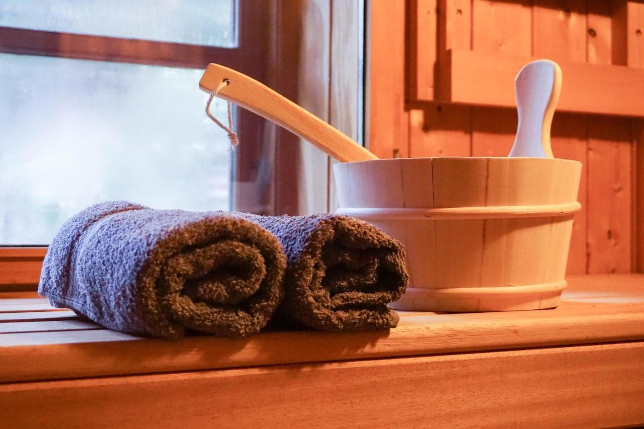 Ruhe Unter Reet-Haus Mit Sauna, Whirlpool Und Kamin Gnarrenburg ภายนอก รูปภาพ
