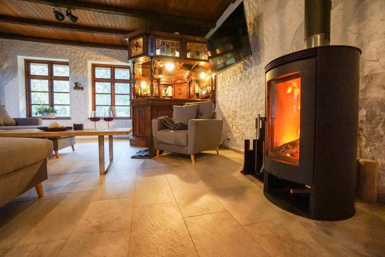 Ruhe Unter Reet-Haus Mit Sauna, Whirlpool Und Kamin Gnarrenburg ภายนอก รูปภาพ