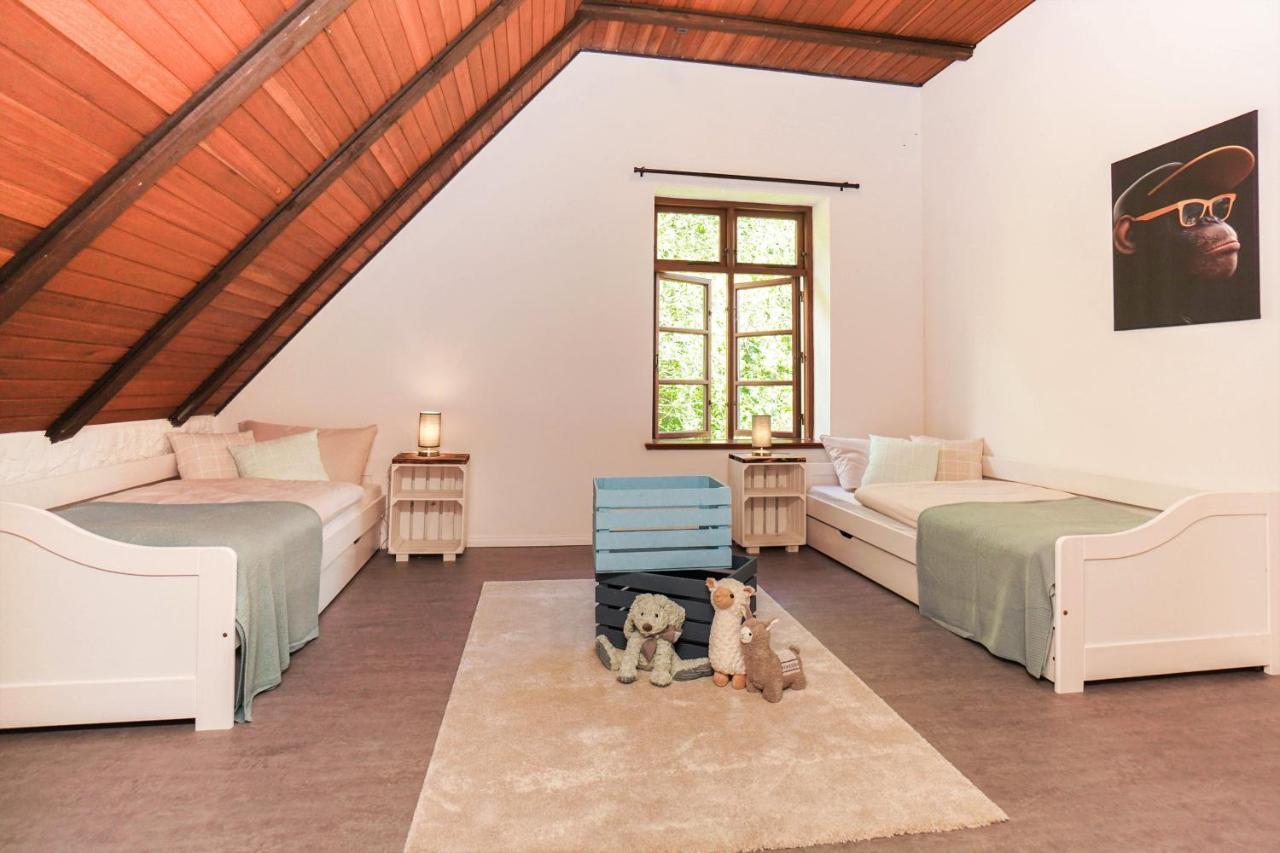 Ruhe Unter Reet-Haus Mit Sauna, Whirlpool Und Kamin Gnarrenburg ภายนอก รูปภาพ